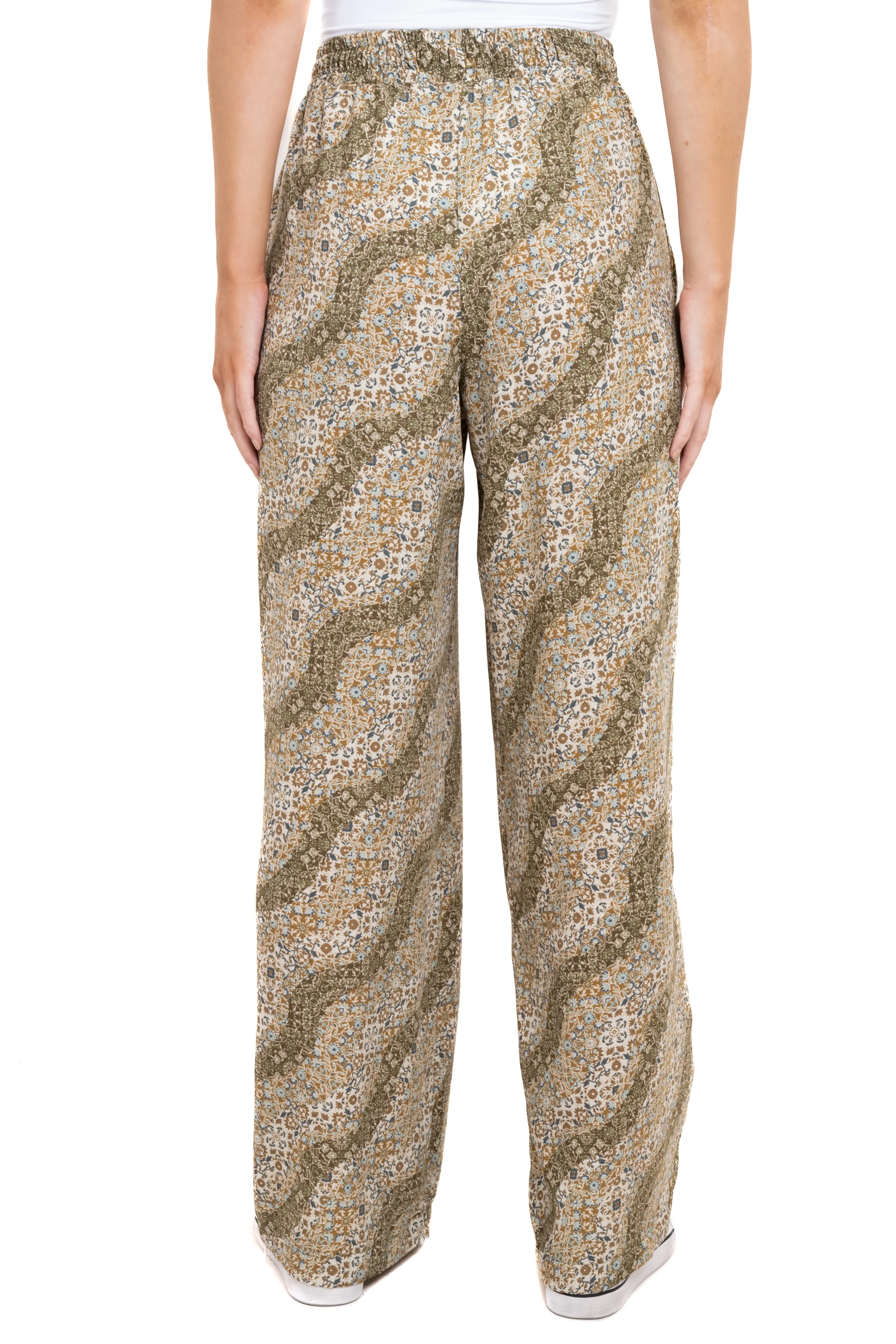Pantalón floral pierna amplia sold by Shasa product image thumbnail 4