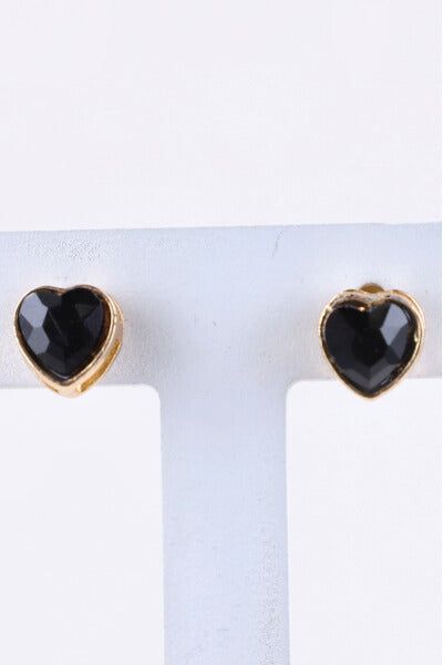 Aretes Studs Corazón sold by Shasa