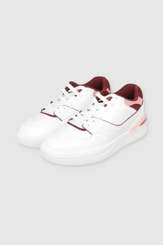 Tenis casual lineas contrastes sold by Shasa