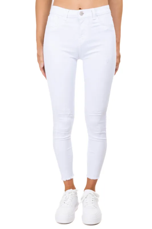Jeans skinny cintura alta destrucciones sold by Shasa