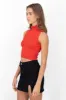 Top tejido cuello alto sin mangas sold by Shasa