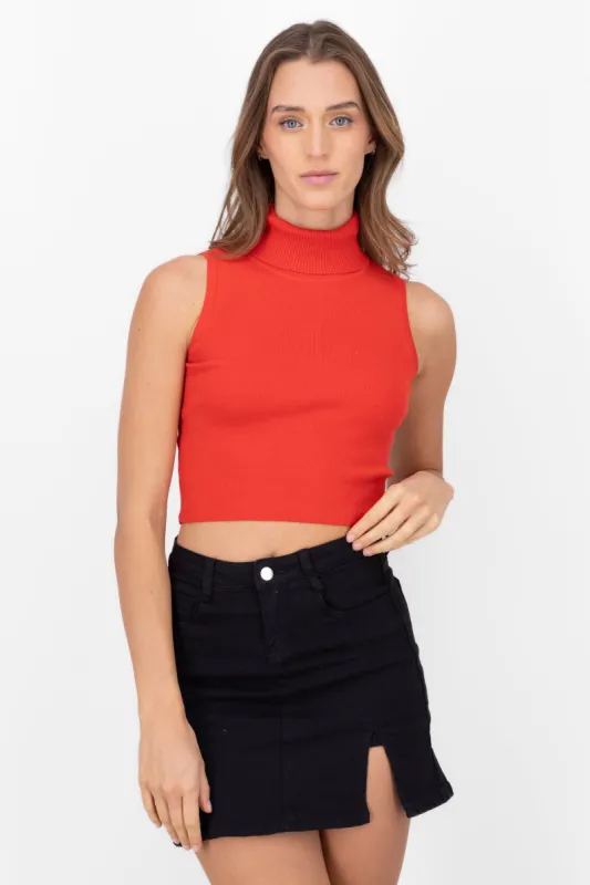 Top tejido cuello alto sin mangas sold by Shasa