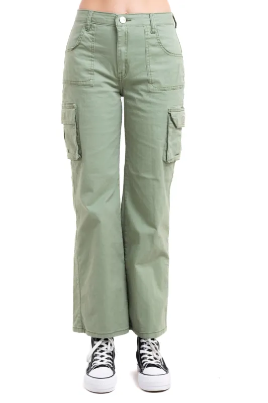 Jeans cargo wide leg lisos sold by Shasa