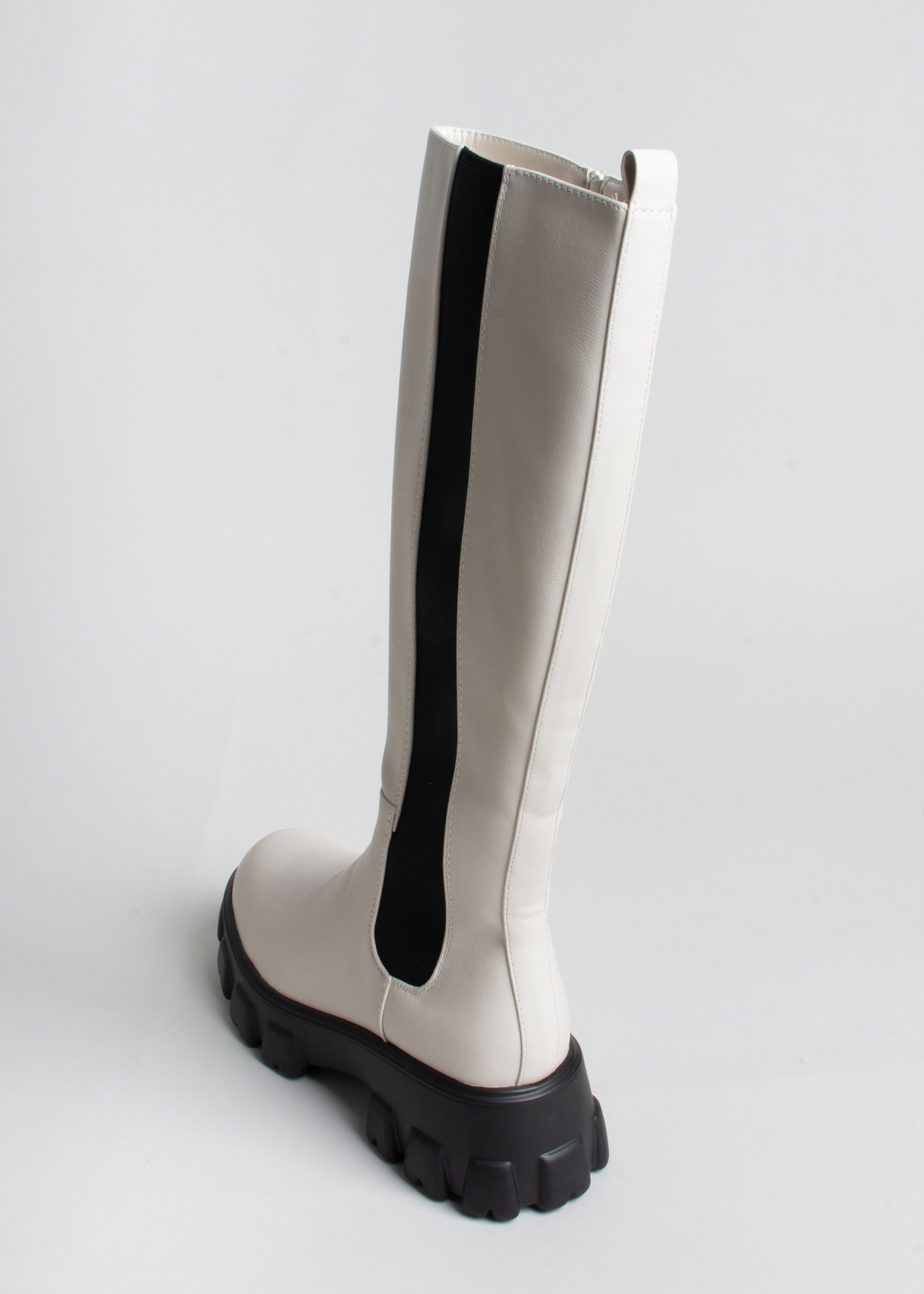 Bota alta efecto piel sold by Shasa product image thumbnail 4