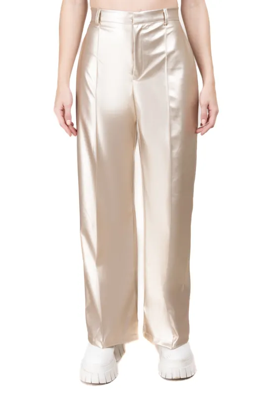 Pantalón amplio metálico sold by Shasa