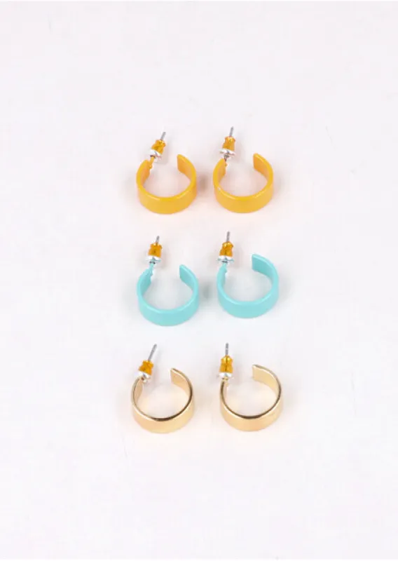 3 Pr Arracadas Planas Color sold by Shasa