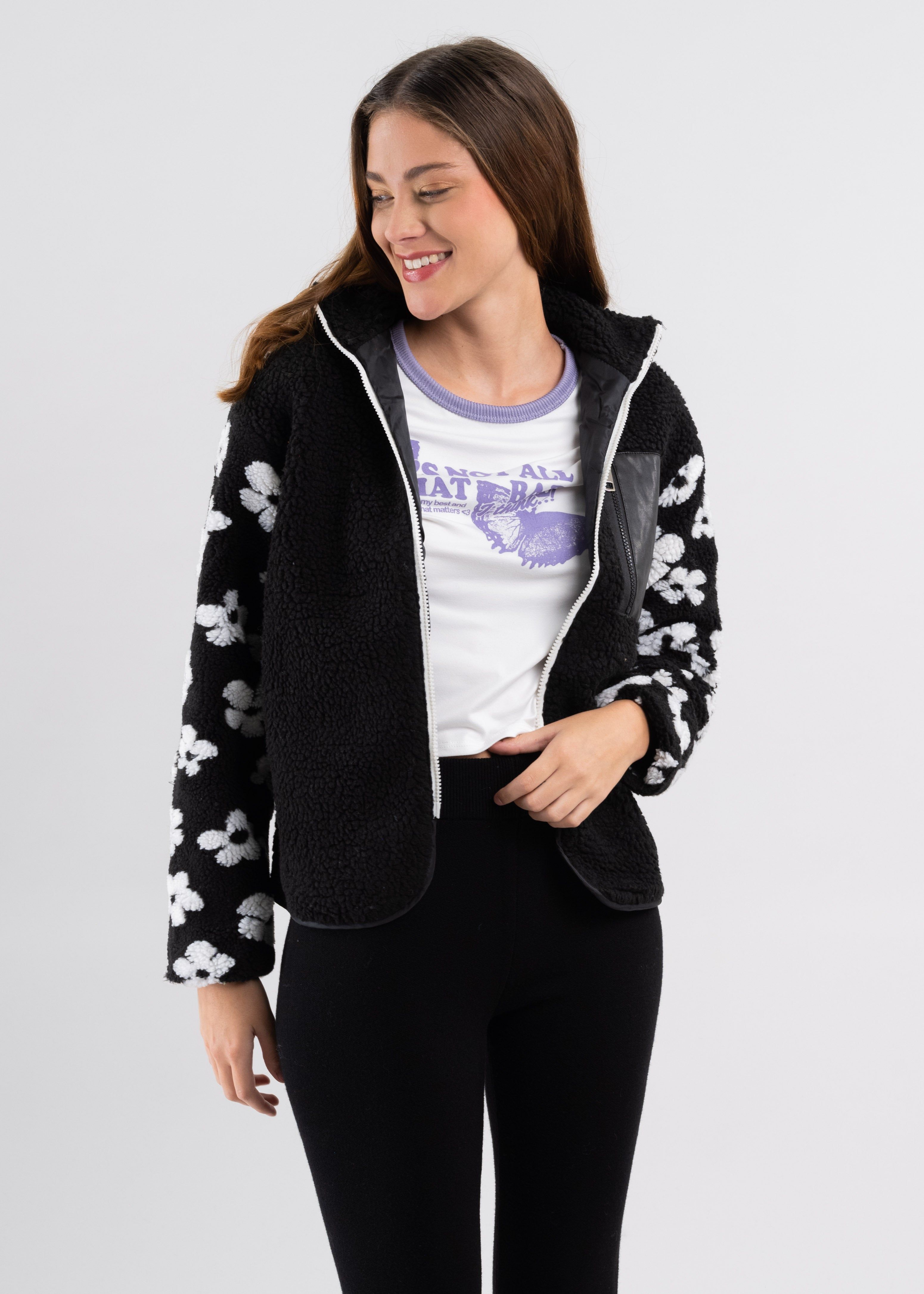 Chamarra peluche bicolor flores sold by Shasa product image thumbnail 4