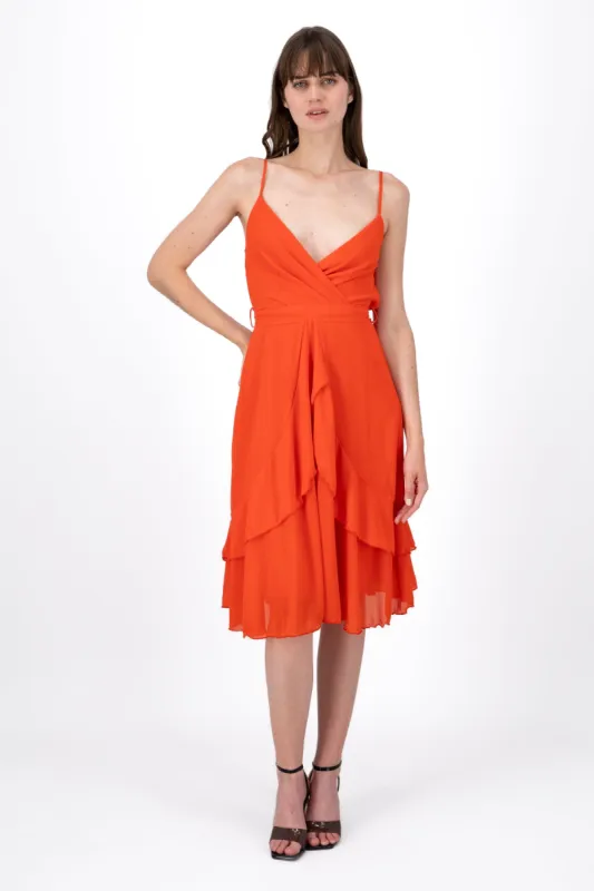 Vestido Tirantes Detalle Olanes sold by Shasa