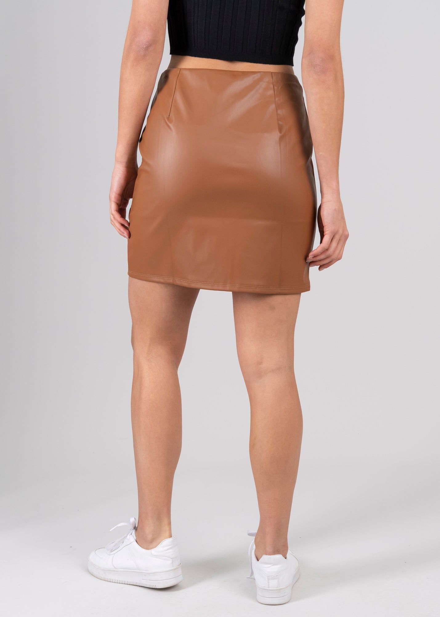 Falda Mini Efecto Piel Lisa sold by Shasa product image thumbnail 4