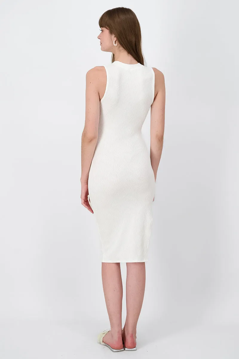 Vestido midi con textura y cuello circular alto sold by Shasa product image thumbnail 4