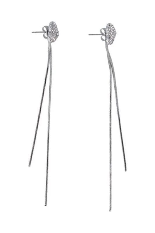 Aretes largos corazón sold by Shasa