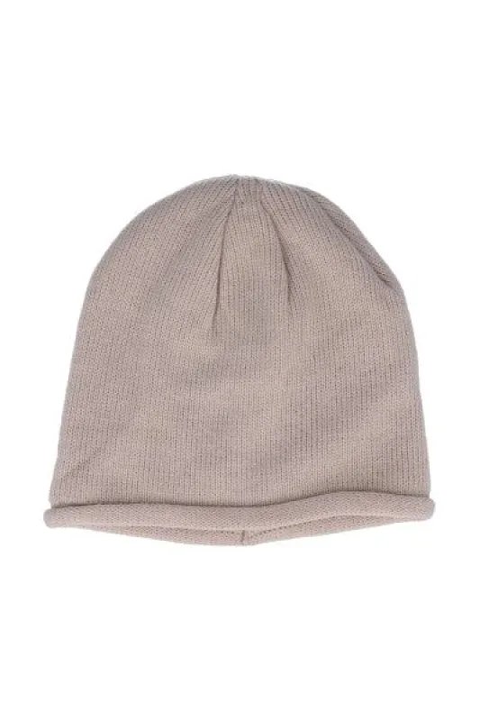 Gorro tejido beanie sold by Shasa