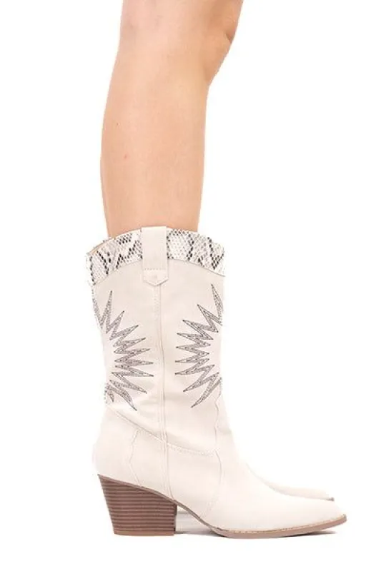 Botas Vaqueras Bordado sold by Shasa
