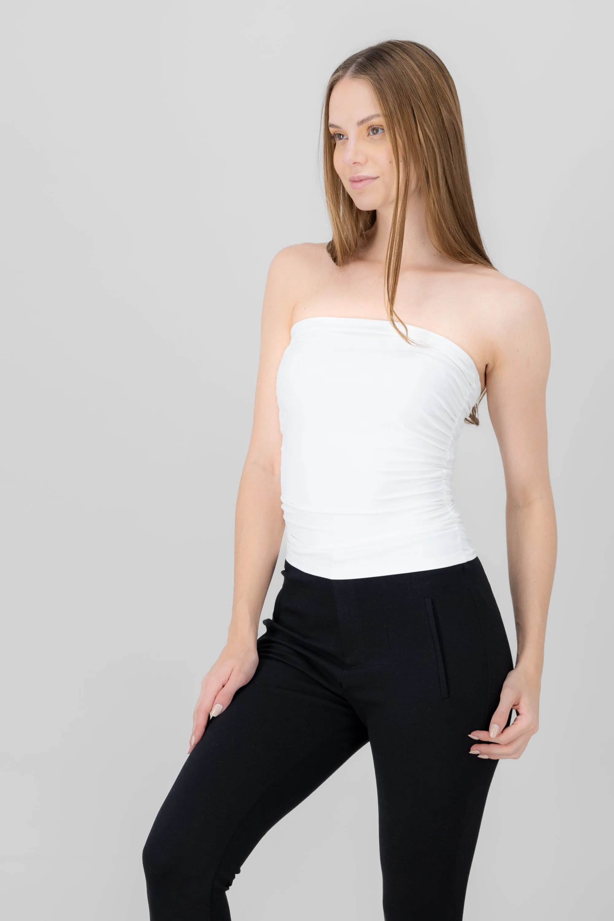 Top liso con frunce suave sold by Shasa product image thumbnail 3