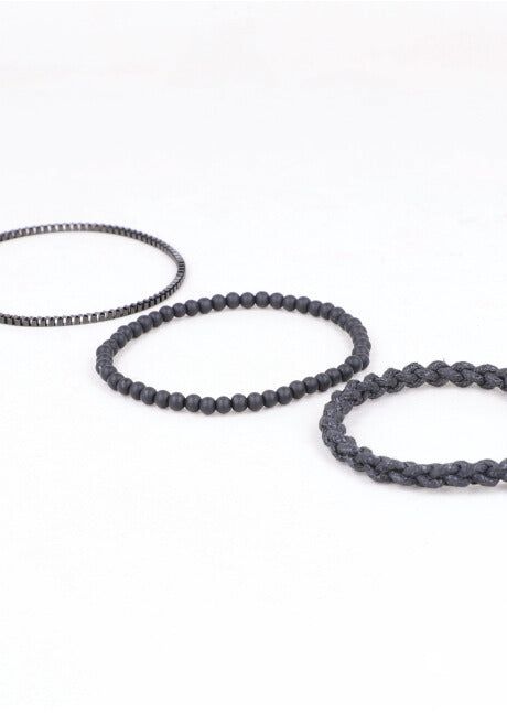 Set 3 pulseras efecto piel sold by Shasa product image thumbnail 2