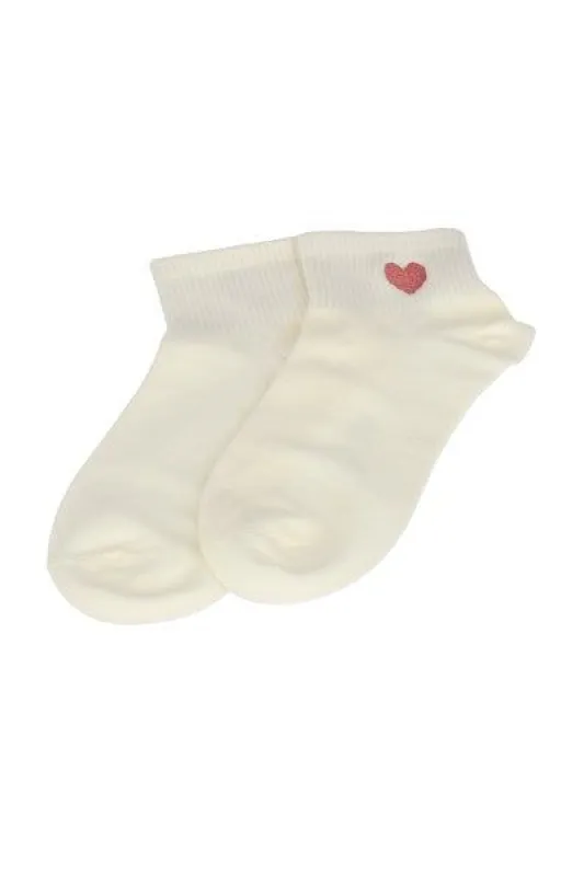 Calcetines bordado corazón sold by Shasa