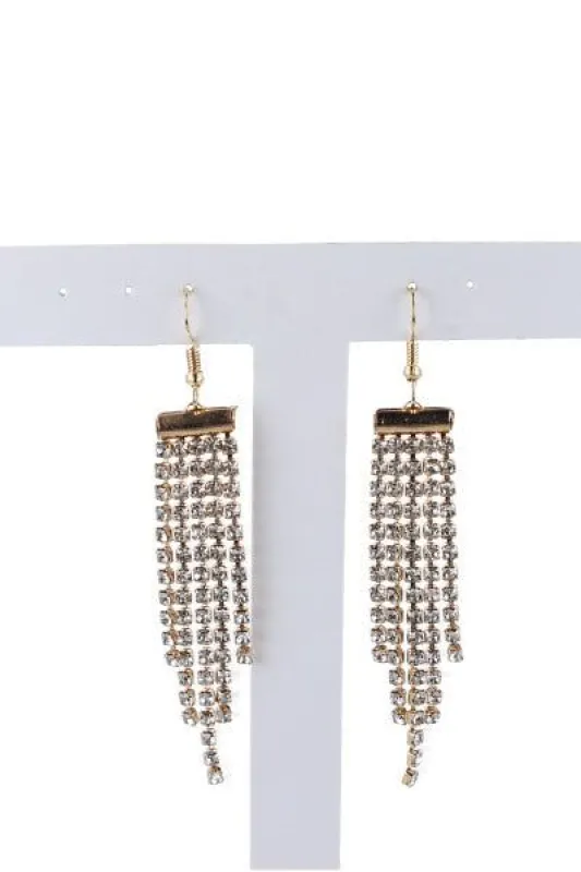 Aretes metálicos colgantes brillos sold by Shasa