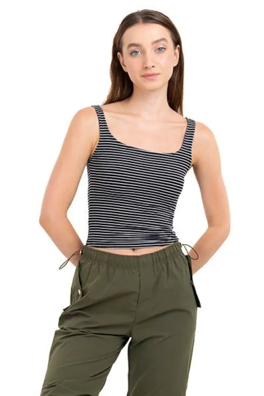 Top Rayado Tirantes Anchos sold by Shasa