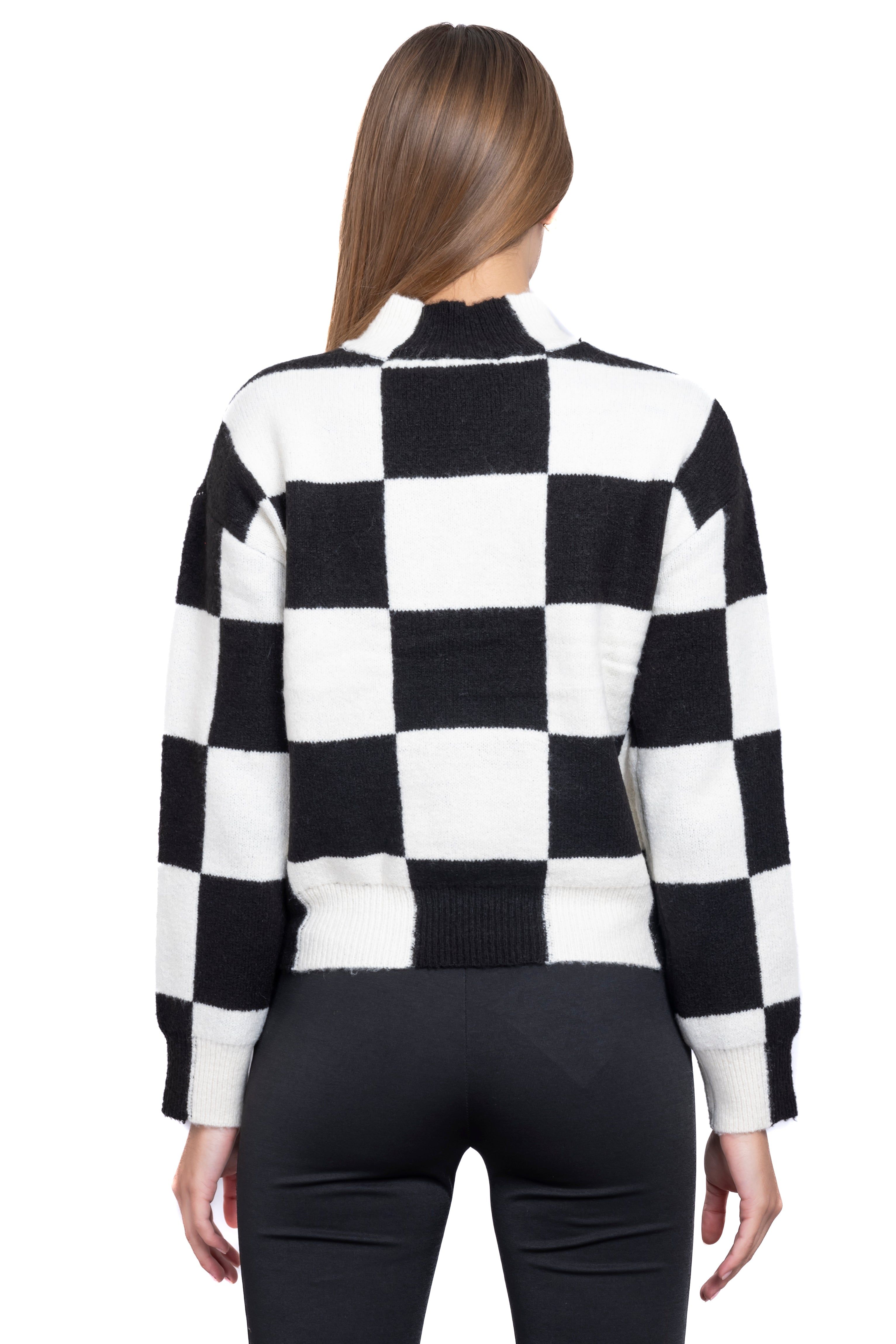 Suéter tejido ajedrez cuello alto sold by Shasa product image thumbnail 4