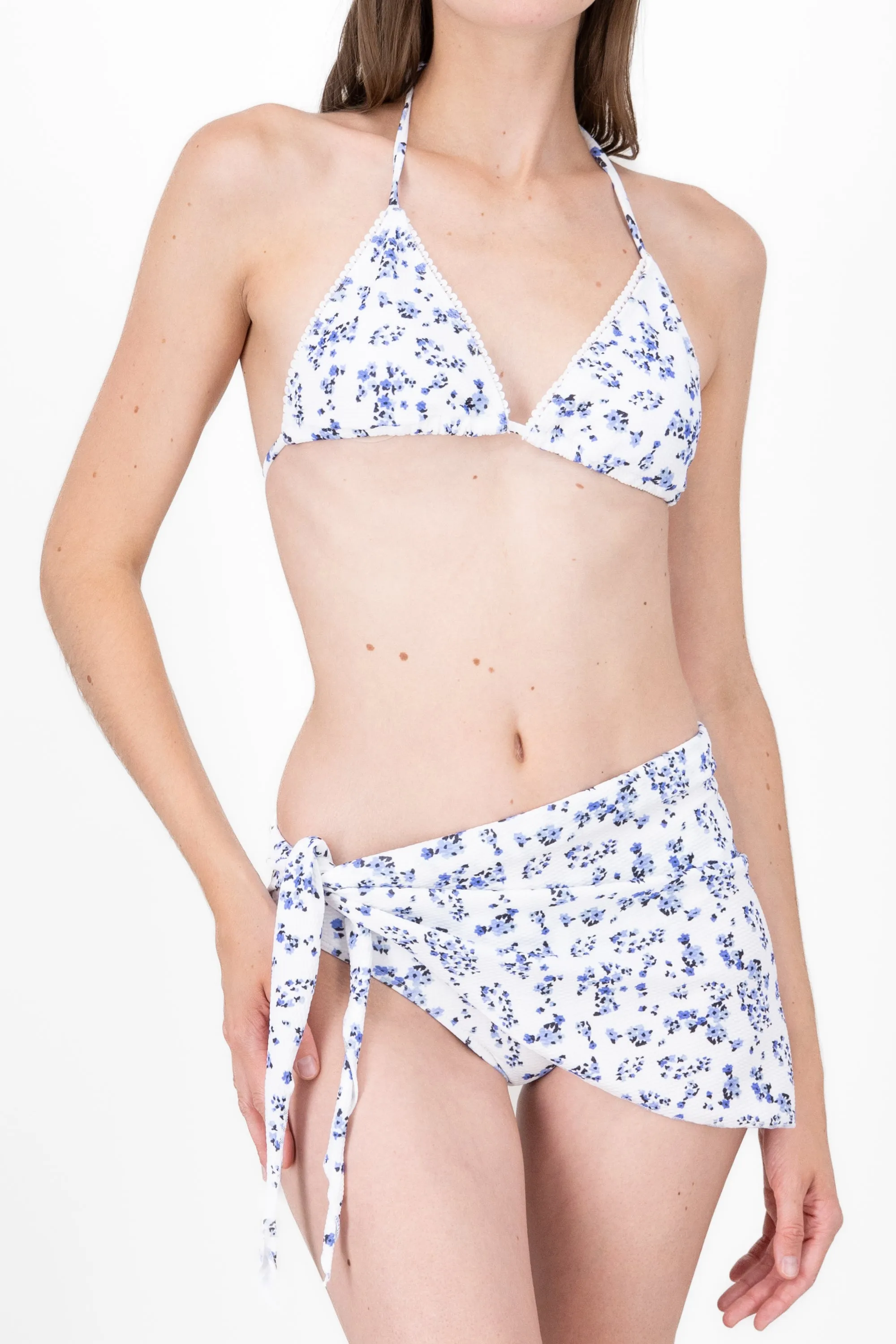 Bikini 3 pzs textura y detalle encaje sold by Shasa product image thumbnail 5