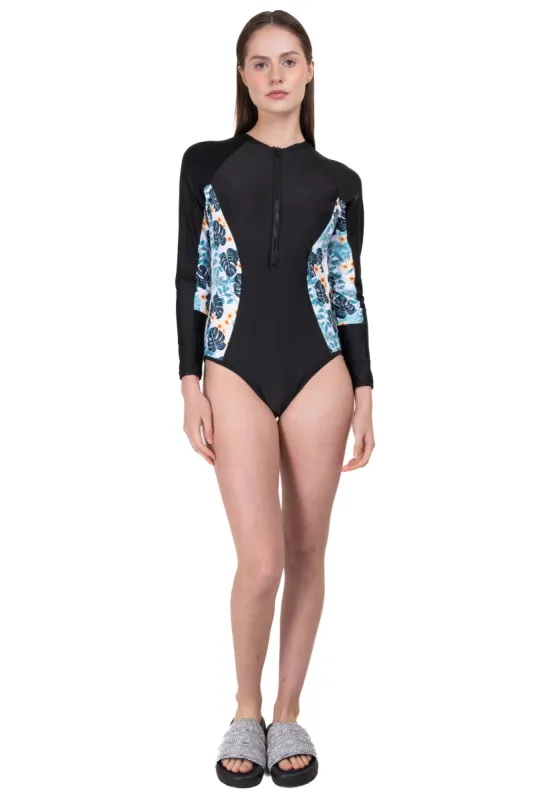 Traje de baño manga larga hojas sold by Shasa