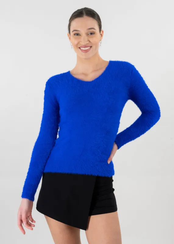 Suéter cuello v peluche sold by Shasa