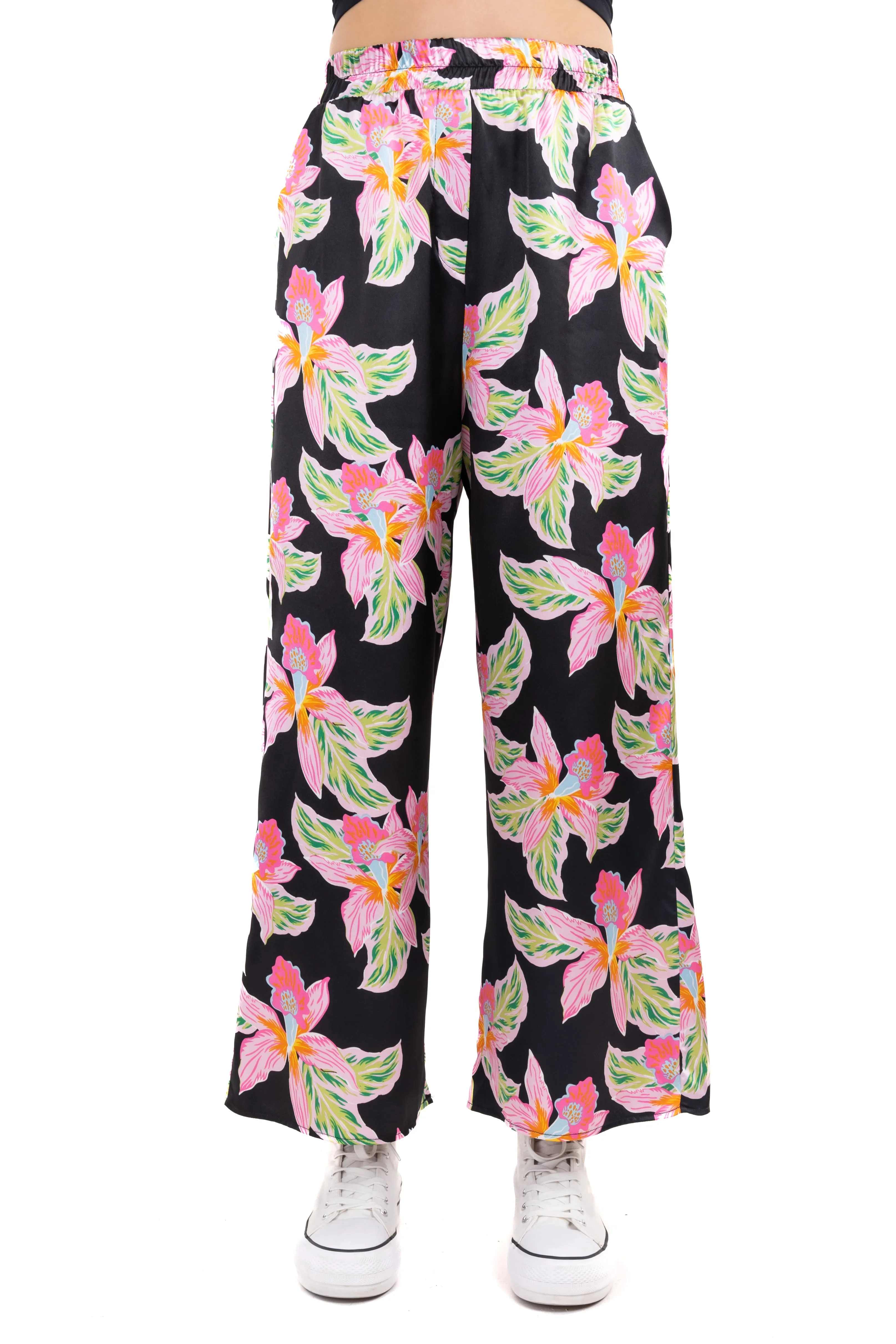 Pantalón amplio estampado flores sold by Shasa