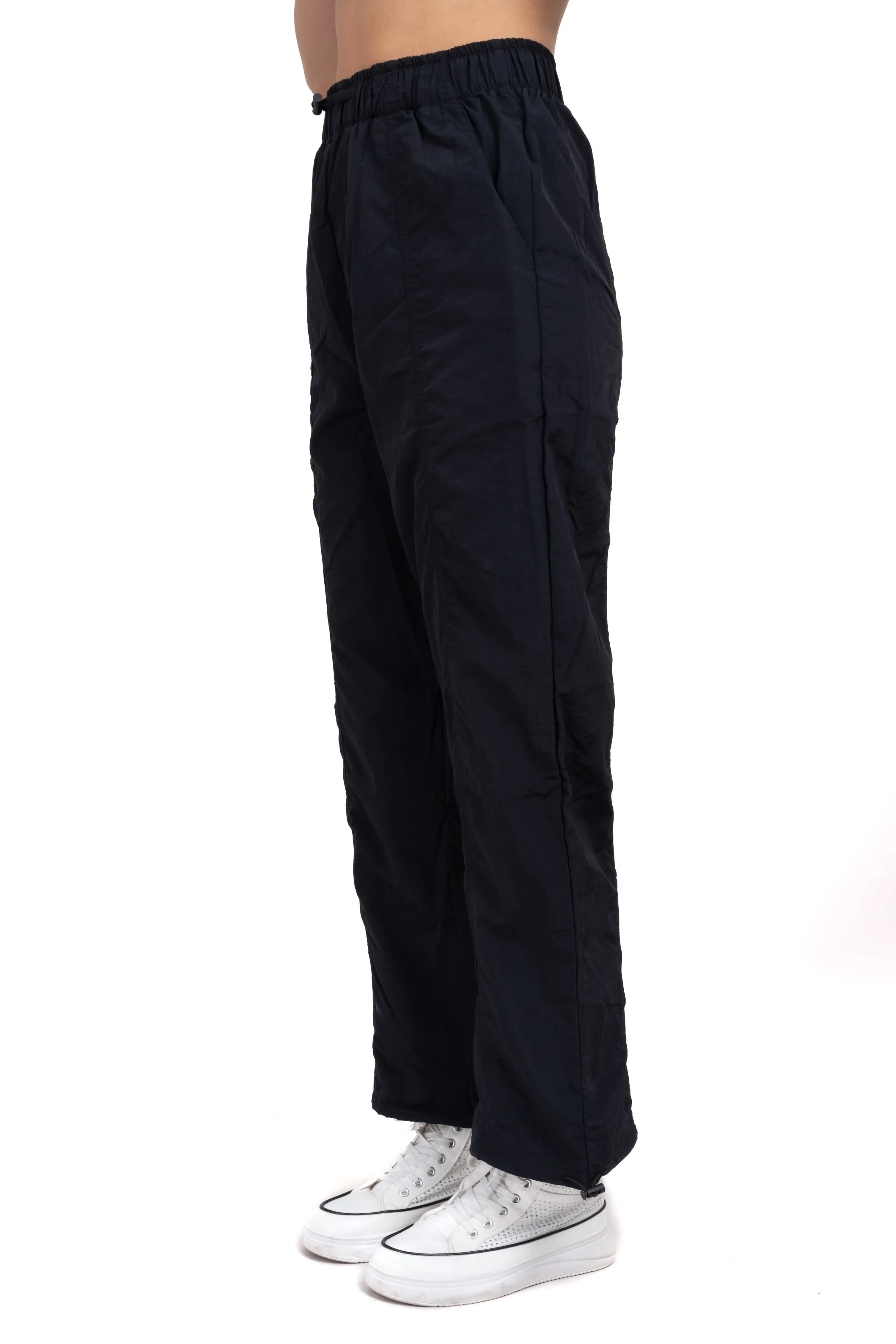 Pantalón parachute cintas bolsas sold by Shasa product image thumbnail 3