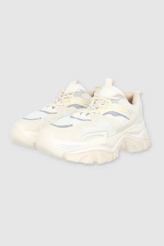 TENIS RUNNER COLORES sold by Shasa