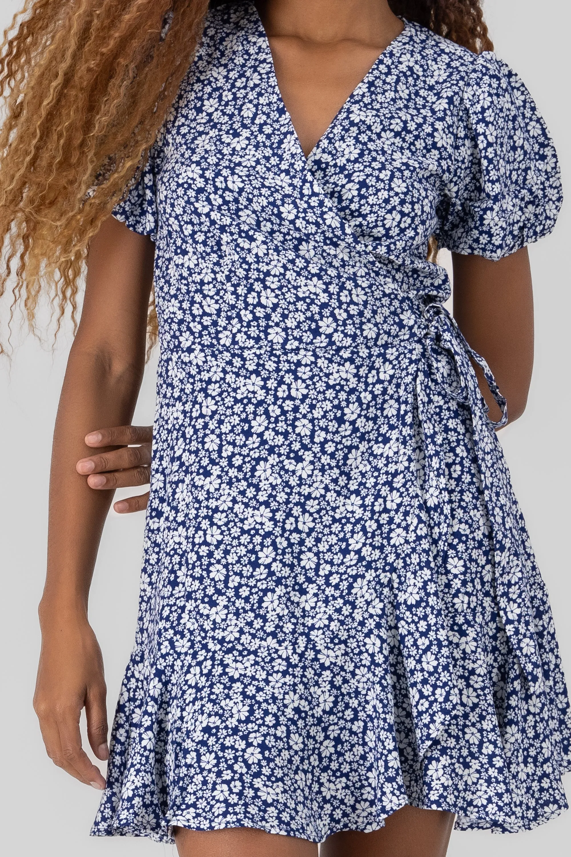 Vestido wrap flores sold by Shasa product image thumbnail 5