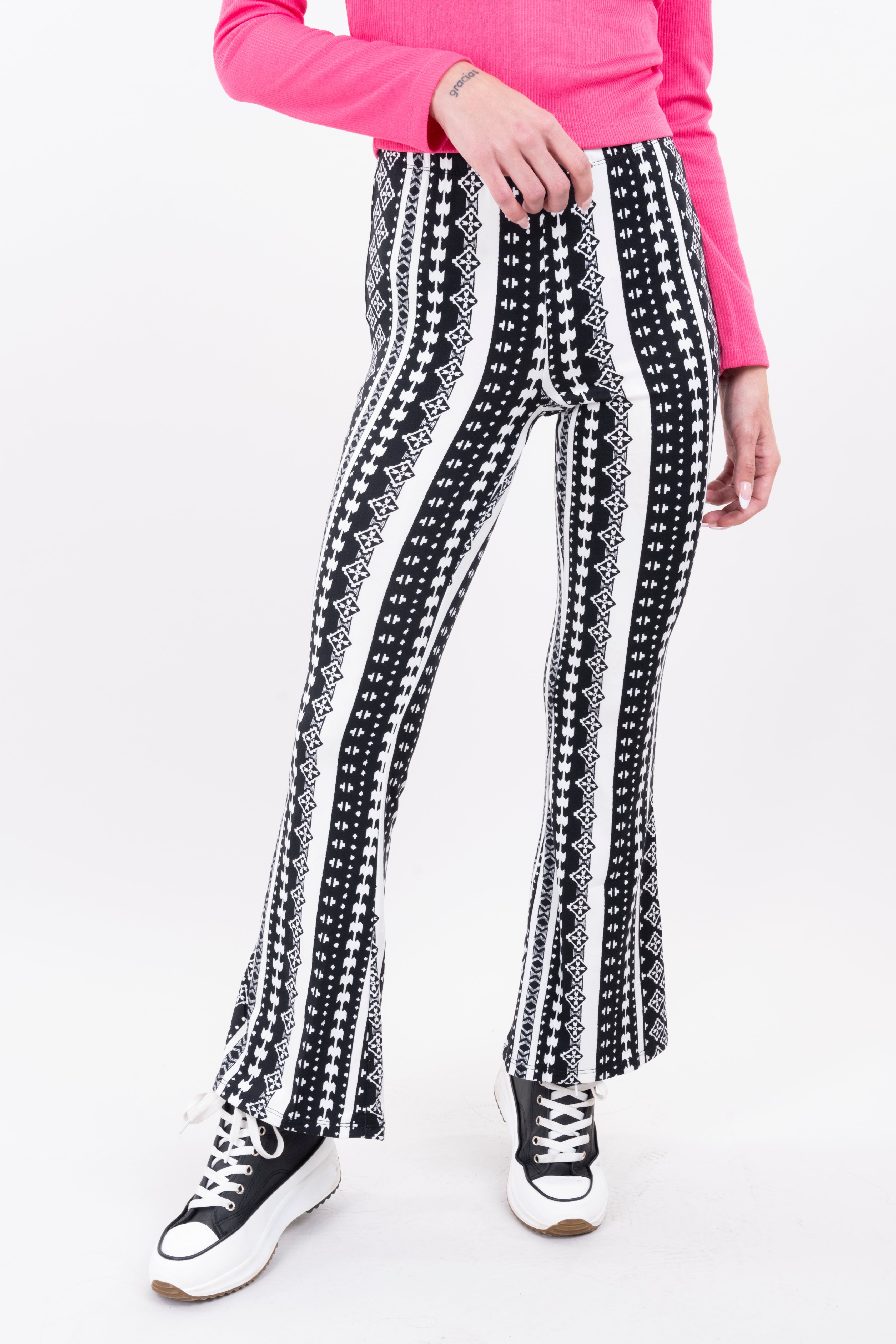 Pantalón flared cintura alta tribal sold by Shasa product image thumbnail 5