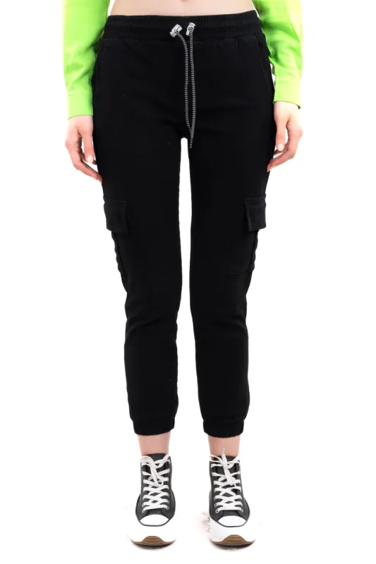 Jeans cargo con resorte y jareta sold by Shasa