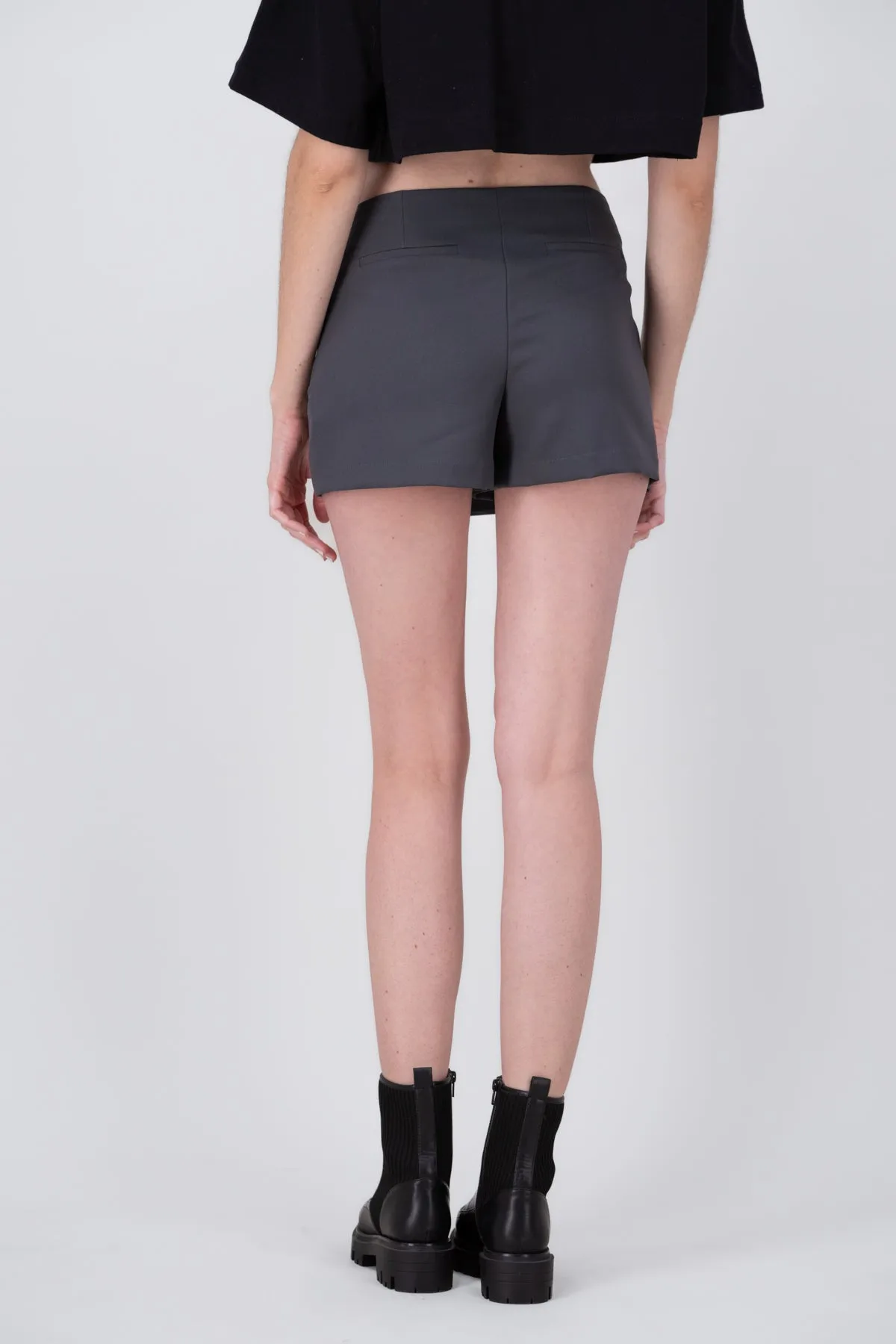 Falda Short Cruzada Detalle Cinturon Con Hebilla H sold by Shasa product image thumbnail 4
