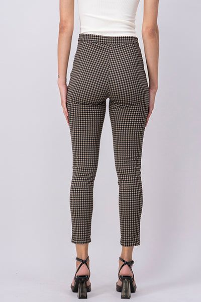 Pantalón skinny cuadros botón sold by Shasa product image thumbnail 4