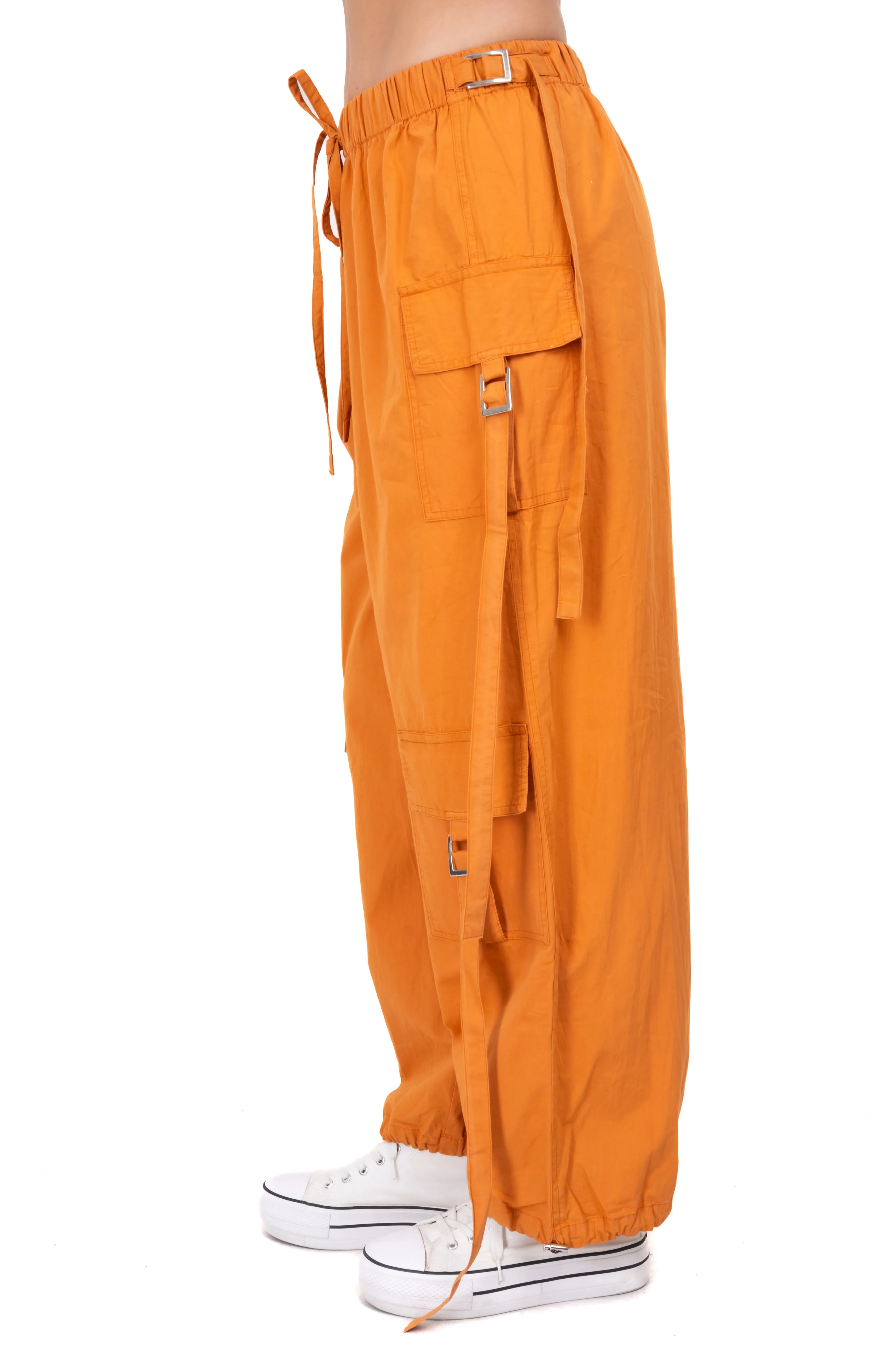 Pantalón parachute bolsos cargo sold by Shasa product image thumbnail 3