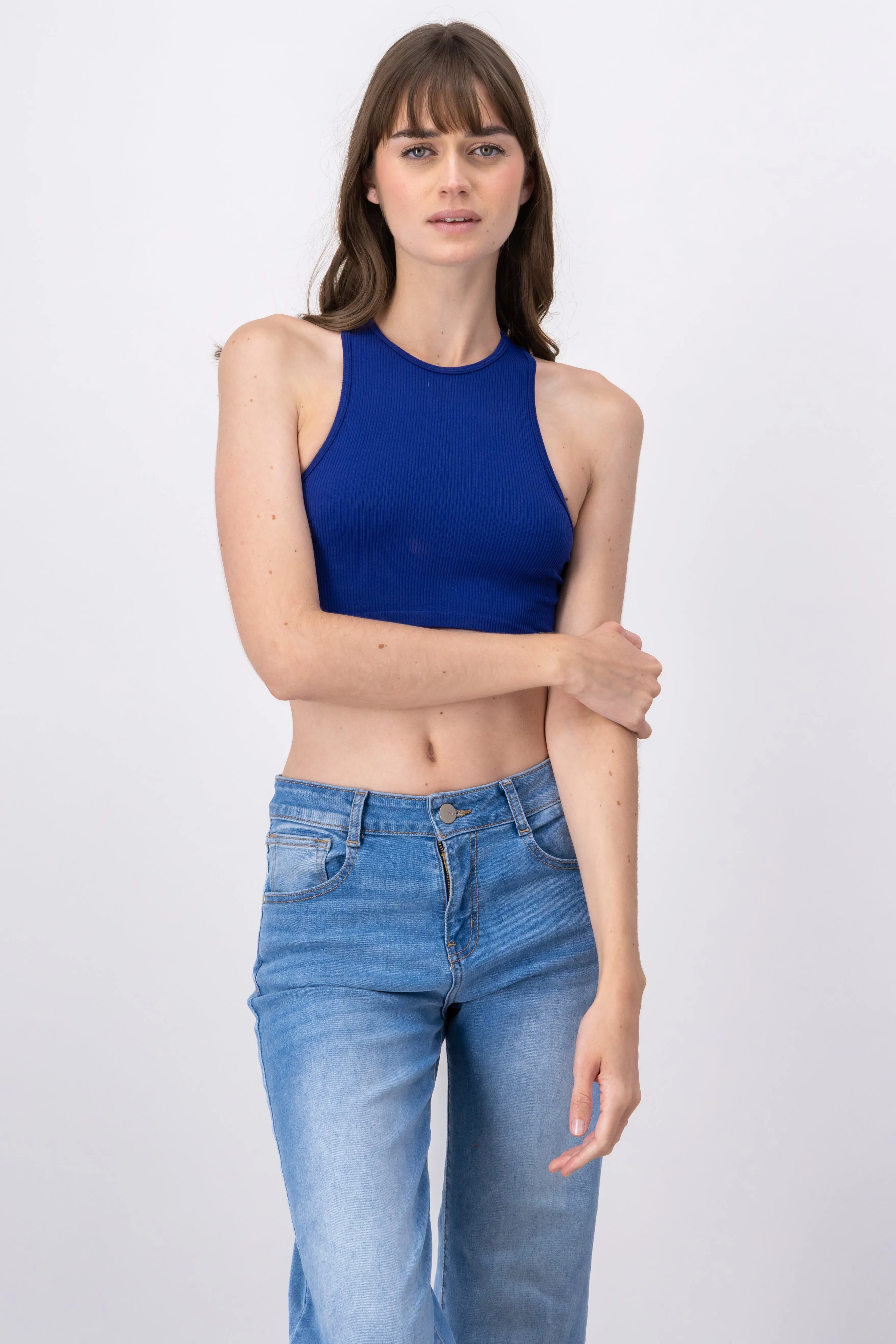 Top crop liso sin manga sold by Shasa product image thumbnail 2