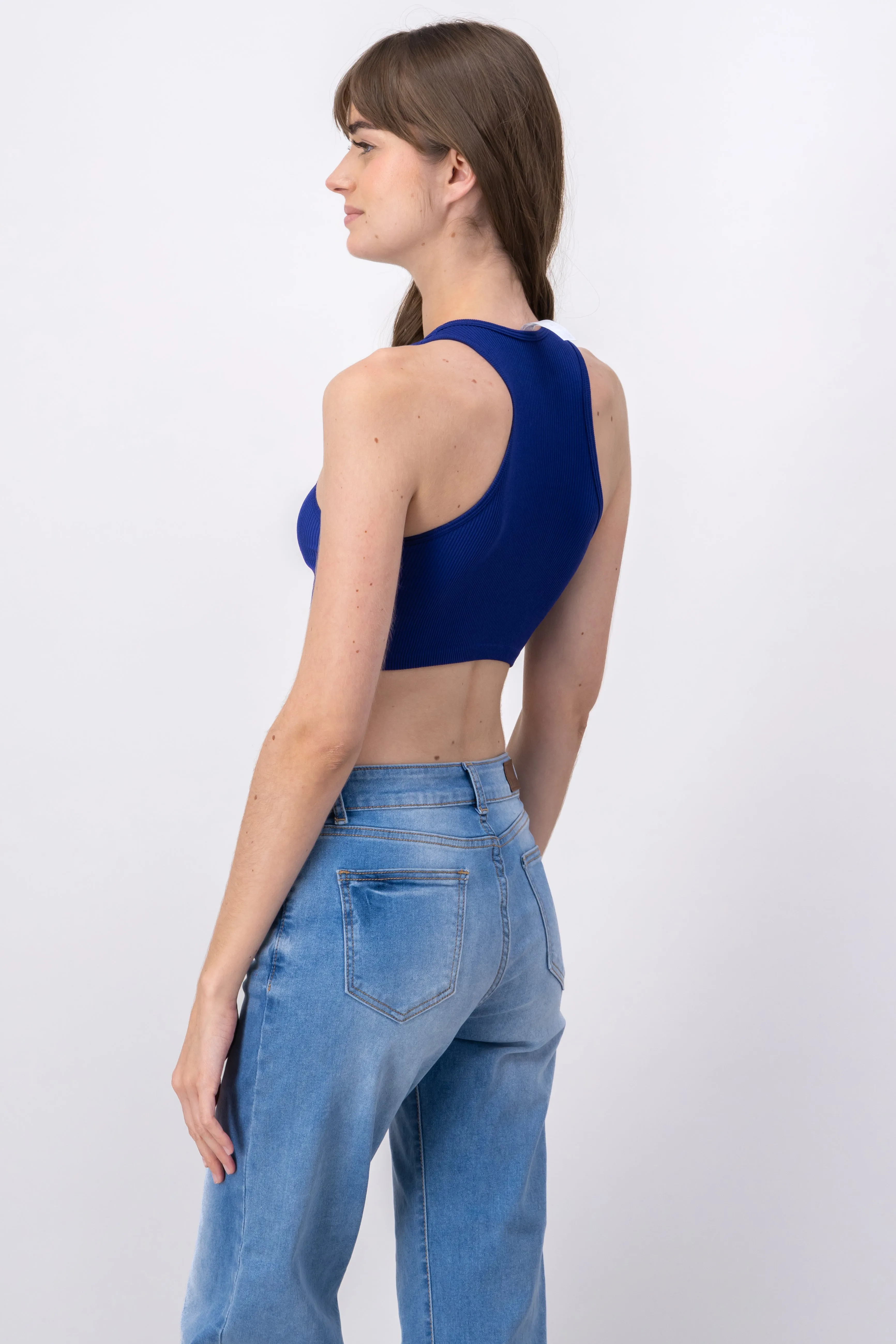 Top crop liso sin manga sold by Shasa product image thumbnail 4