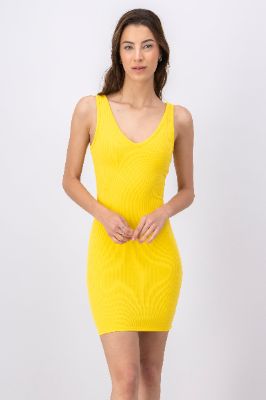 Vestido mini acanalado cuello redondo sold by Shasa