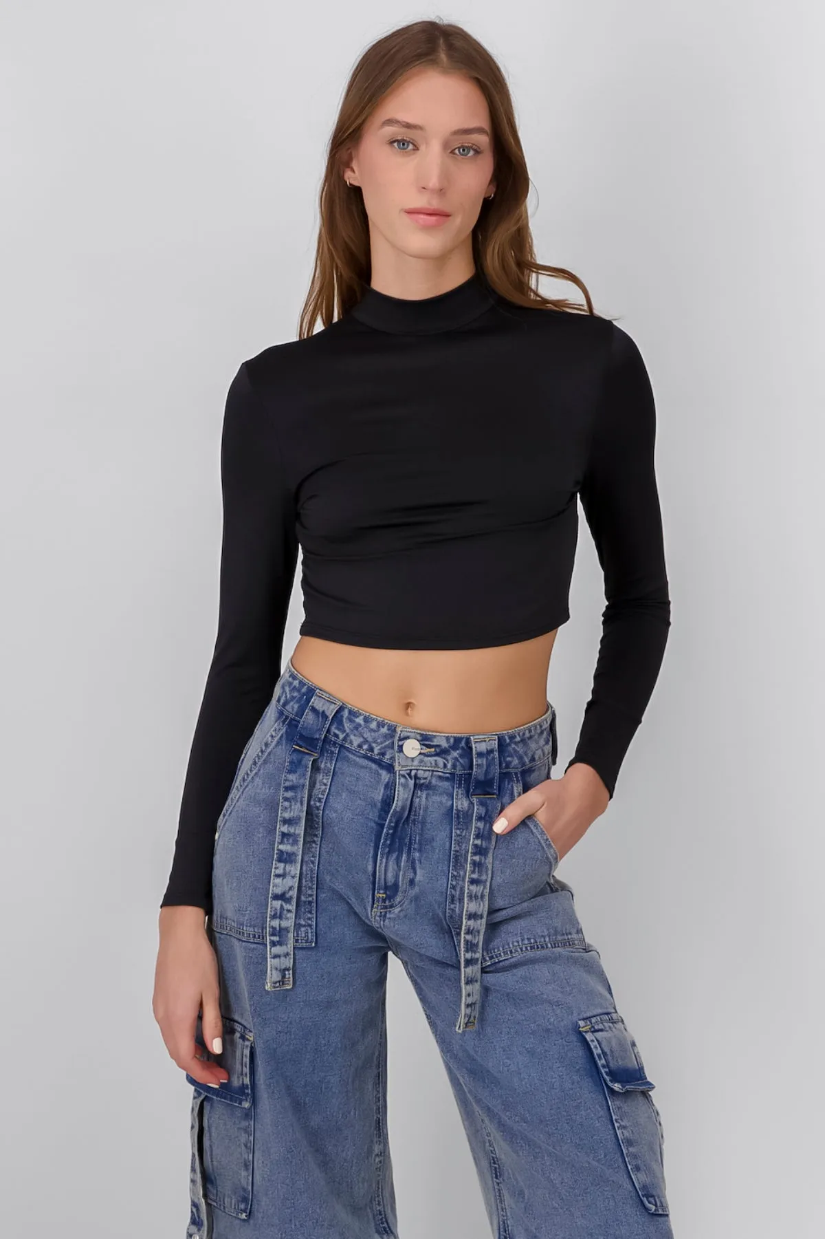 Top Manga Larga Cuello Alto sold by Shasa product image thumbnail 2