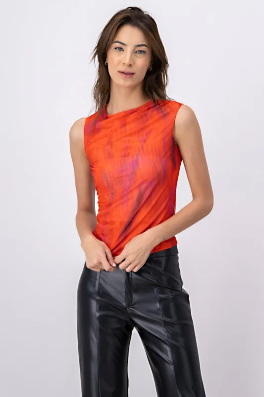 Top mesh laterales fruncidos sold by Shasa