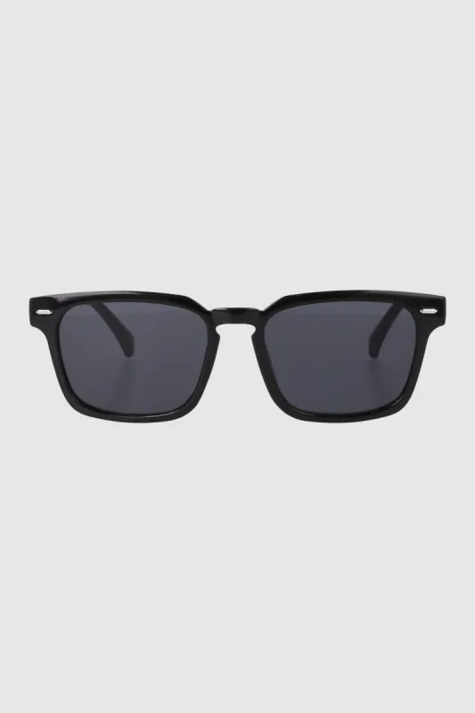 Lentes cuadrados retro sold by Shasa