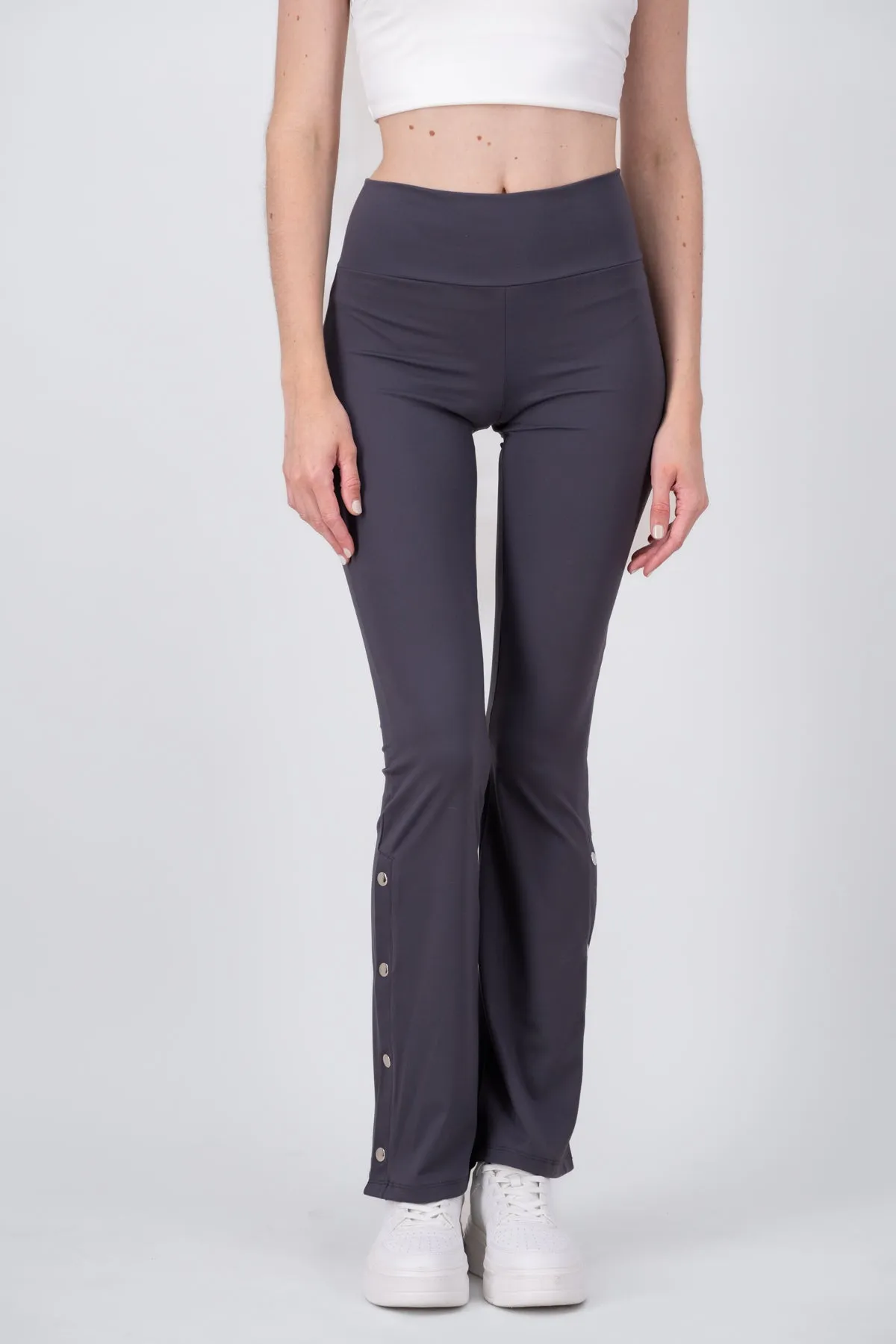 Leggins Detalle Botones sold by Shasa product image thumbnail 2