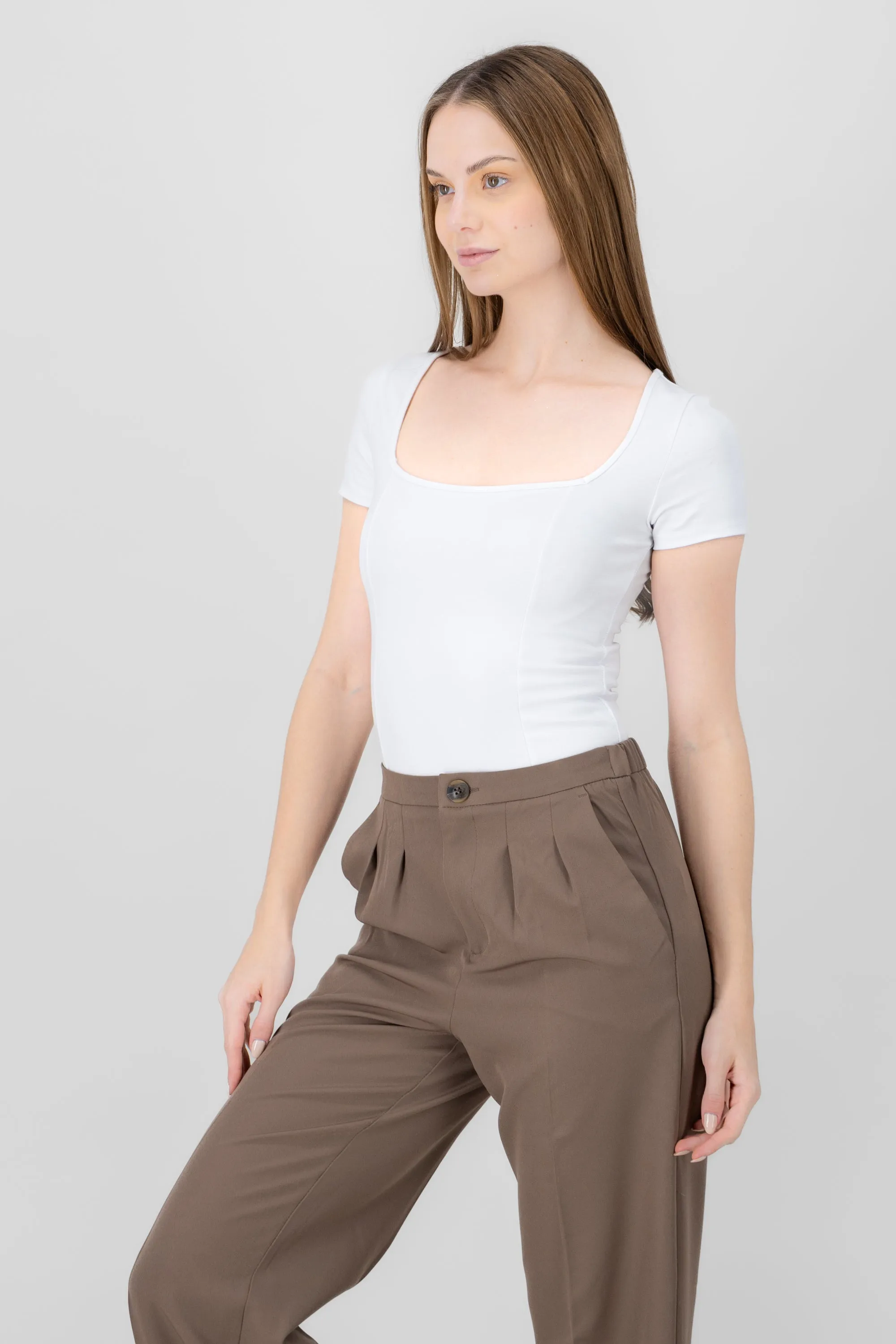 Body escote cuadrado manga corta sold by Shasa product image thumbnail 3