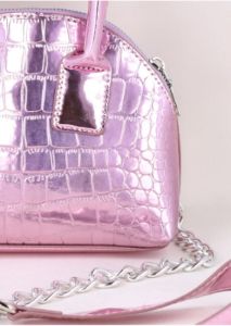 Bolsa metálica efecto piel cadena sold by Shasa