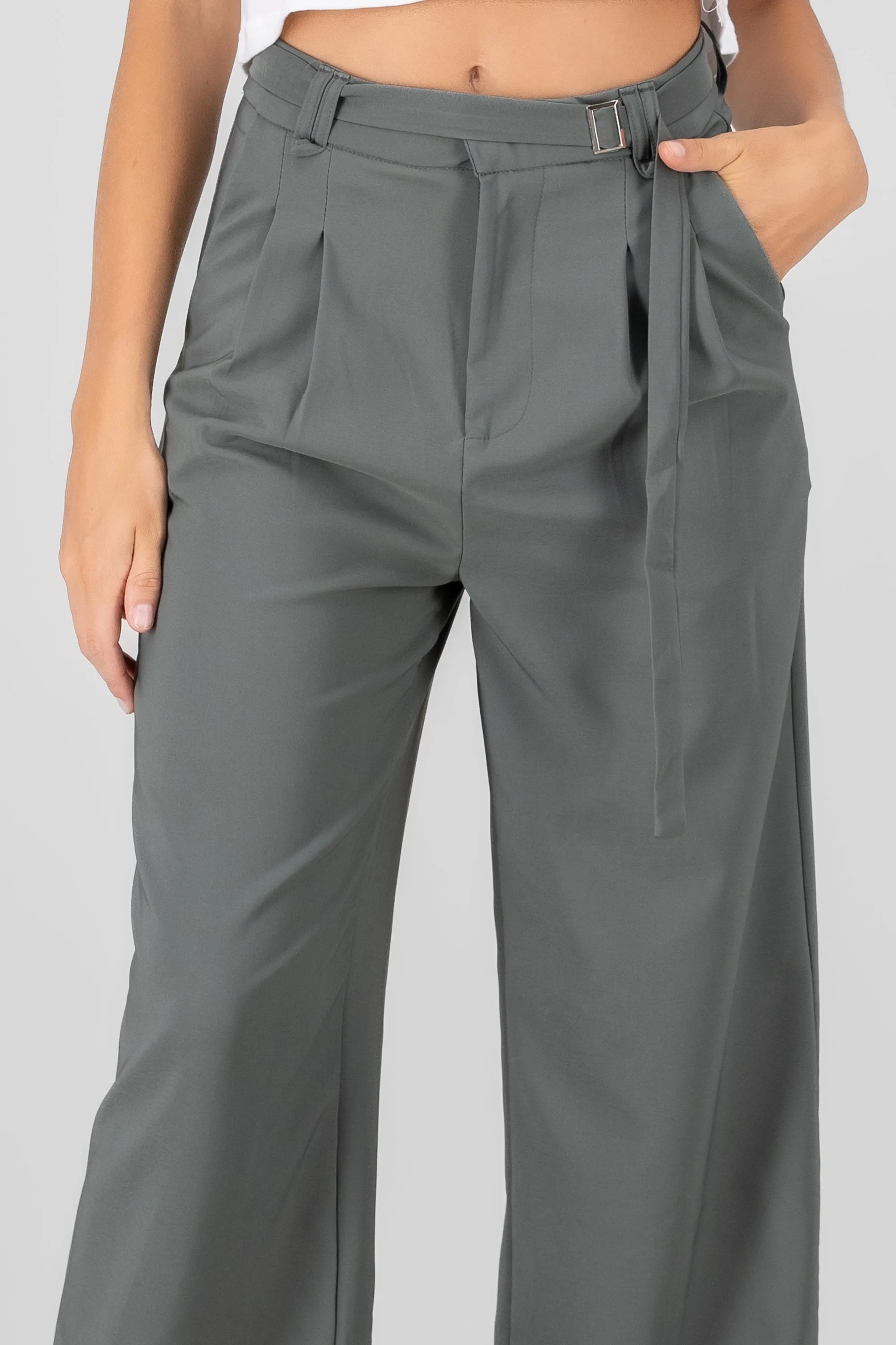 Pantalon amplio pinzas detalle cinturon sold by Shasa product image thumbnail 5
