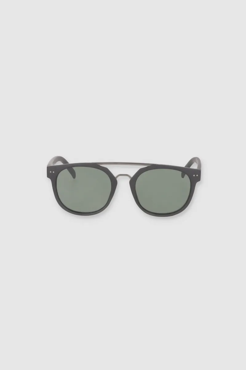 Lentes De Sol sold by Shasa