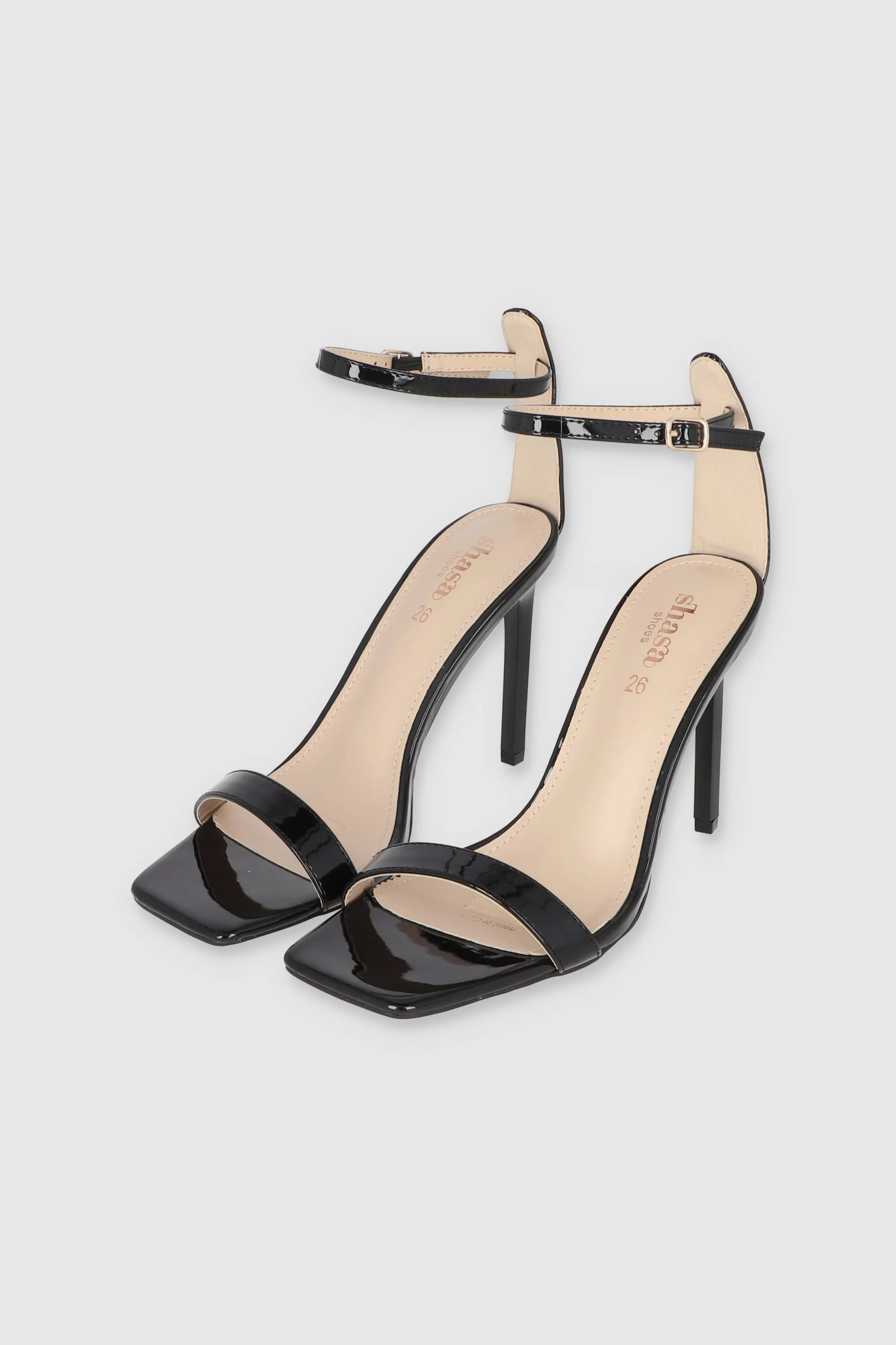 Tacon Sencillo Charol Alto sold by Shasa