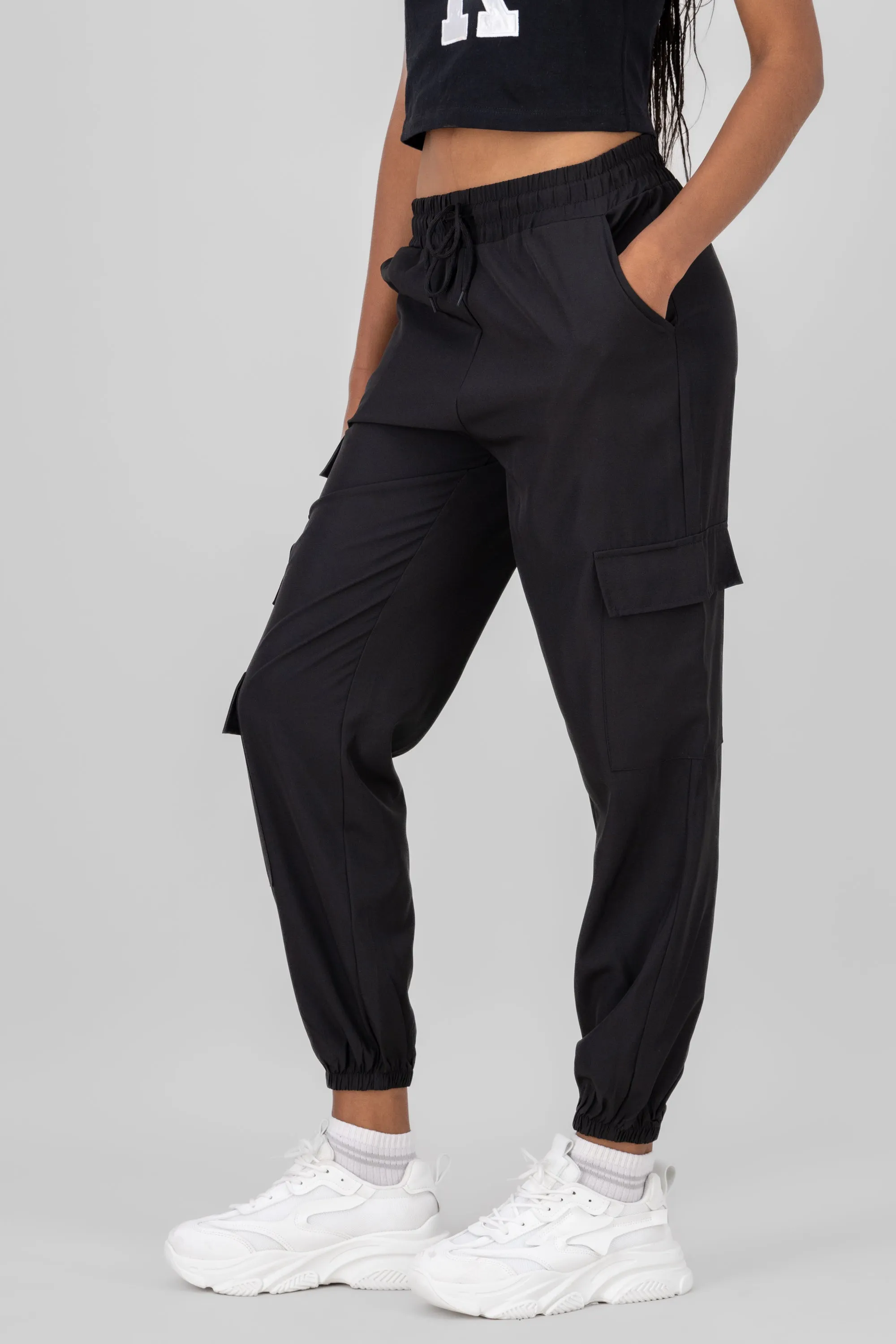 Joggers cargo 3 bolsas sold by Shasa product image thumbnail 3