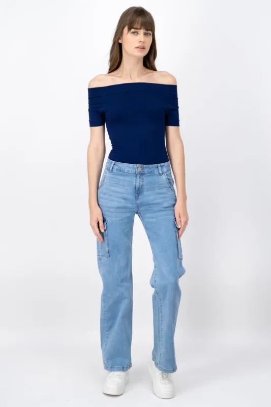 Jeans straight cargo 2 bolsas sold by Shasa