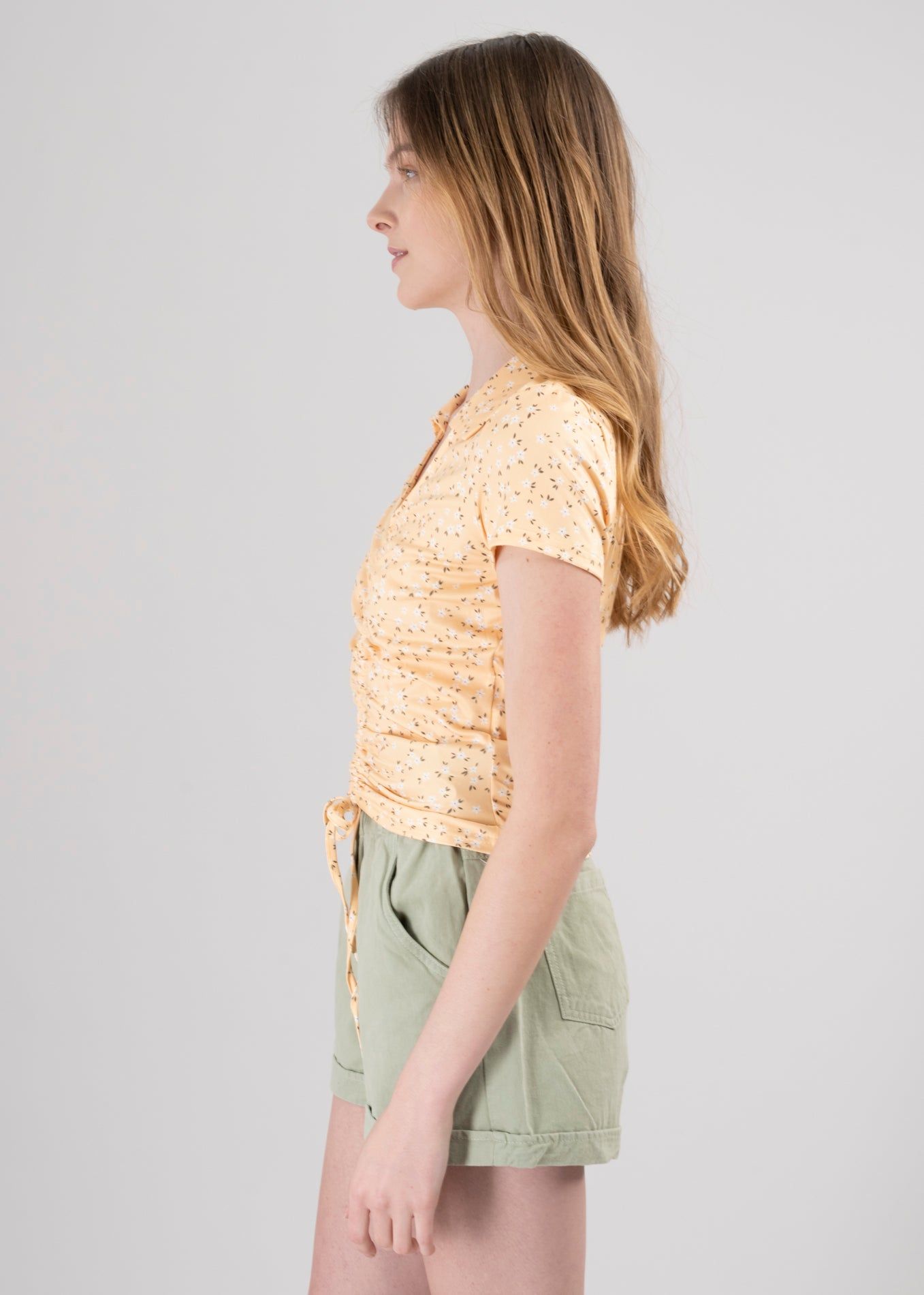 Top cuello polo flores sold by Shasa product image thumbnail 3